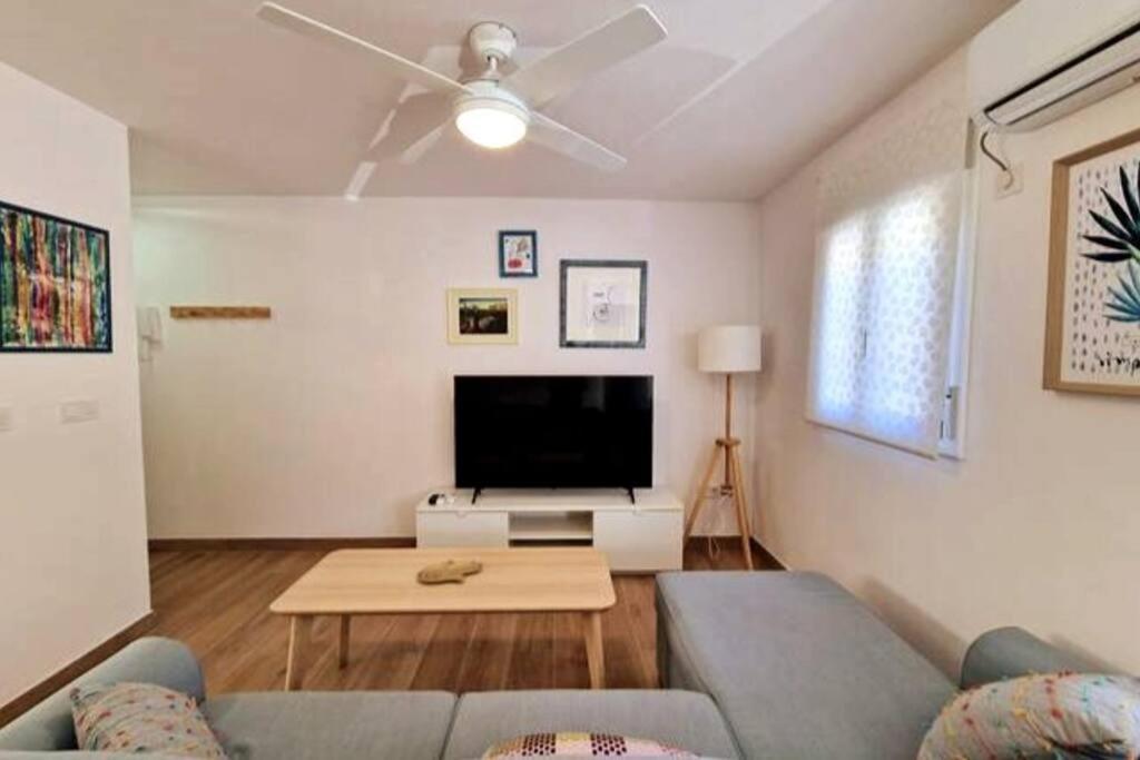 Moderno Apartamento Sevilla Zona Nervion. Wifi/Ac — Photos 2